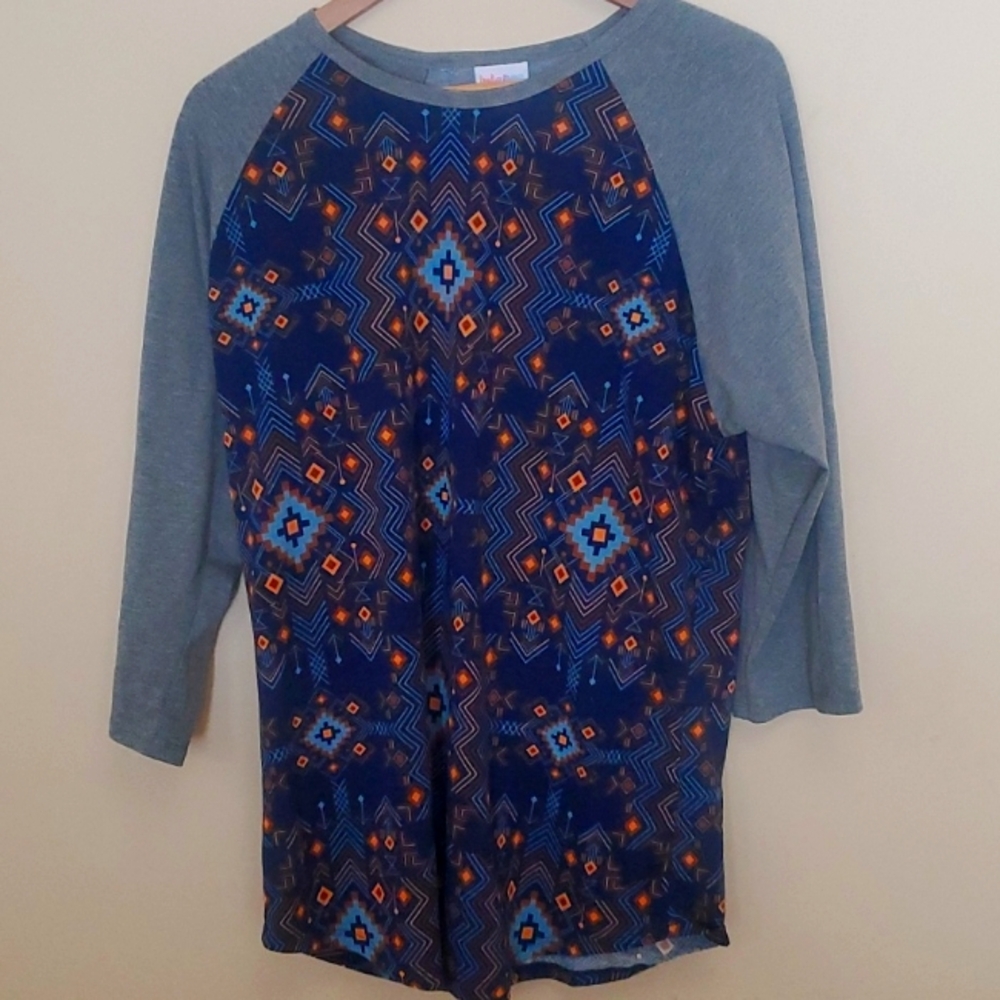 LULAROE Randy jersey style top XL grey sleeves with Aztec print